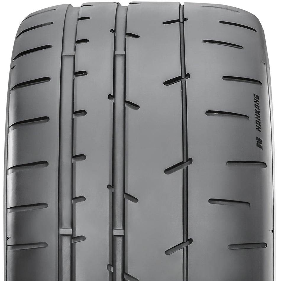 Nankang CR-S 275/35ZR15 95W XL (200 TREADWEAR)