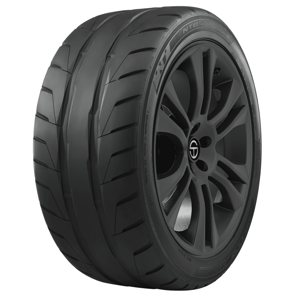 Nitto XL Nt05 – 305/30R20 103W 2 — bande de roulement