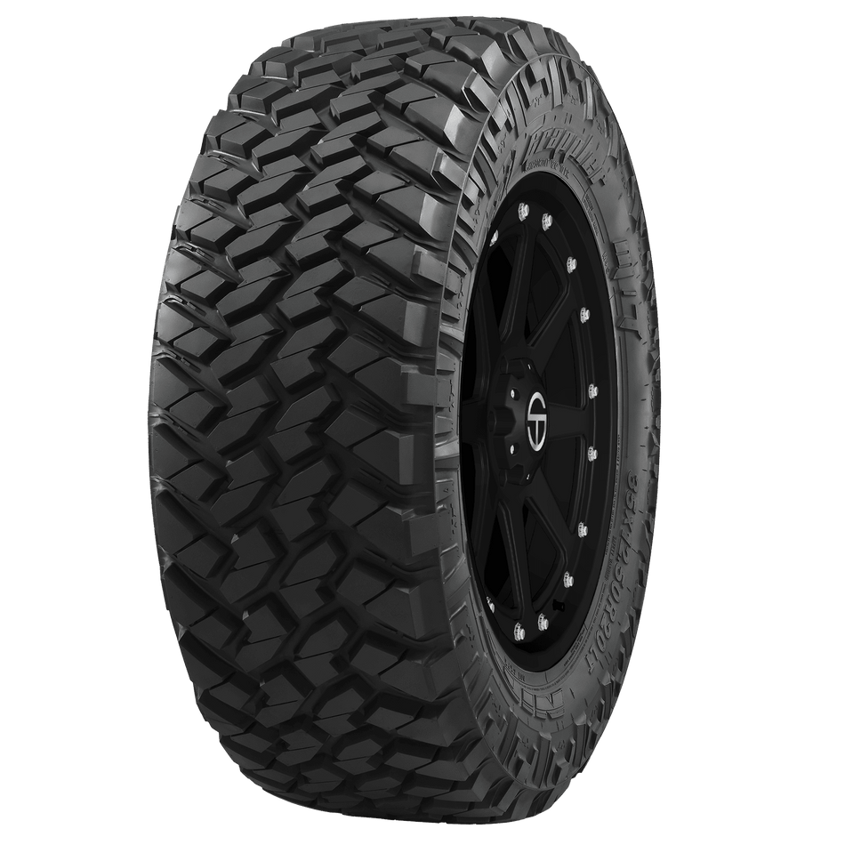 Nitto Trail Grappler M/T – LT285/60R20 125/122Q LRE — bande de roulement